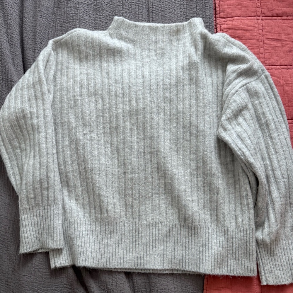 LOFT Light Gray Ribbed Turtleneck Sweater